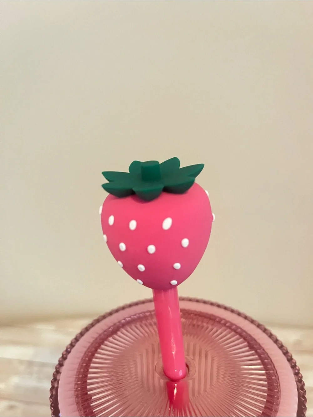 Starbucks 2026 Starbucks Strawberry topper Cup💕